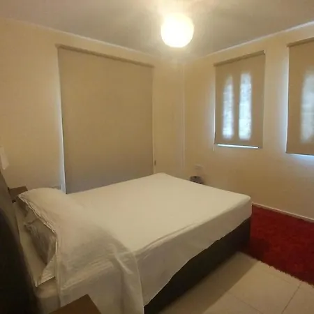 Gardens E104 פיילה