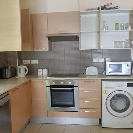 Διαμέρισμα Gardens E104 *