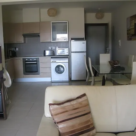 Διαμέρισμα Gardens E104